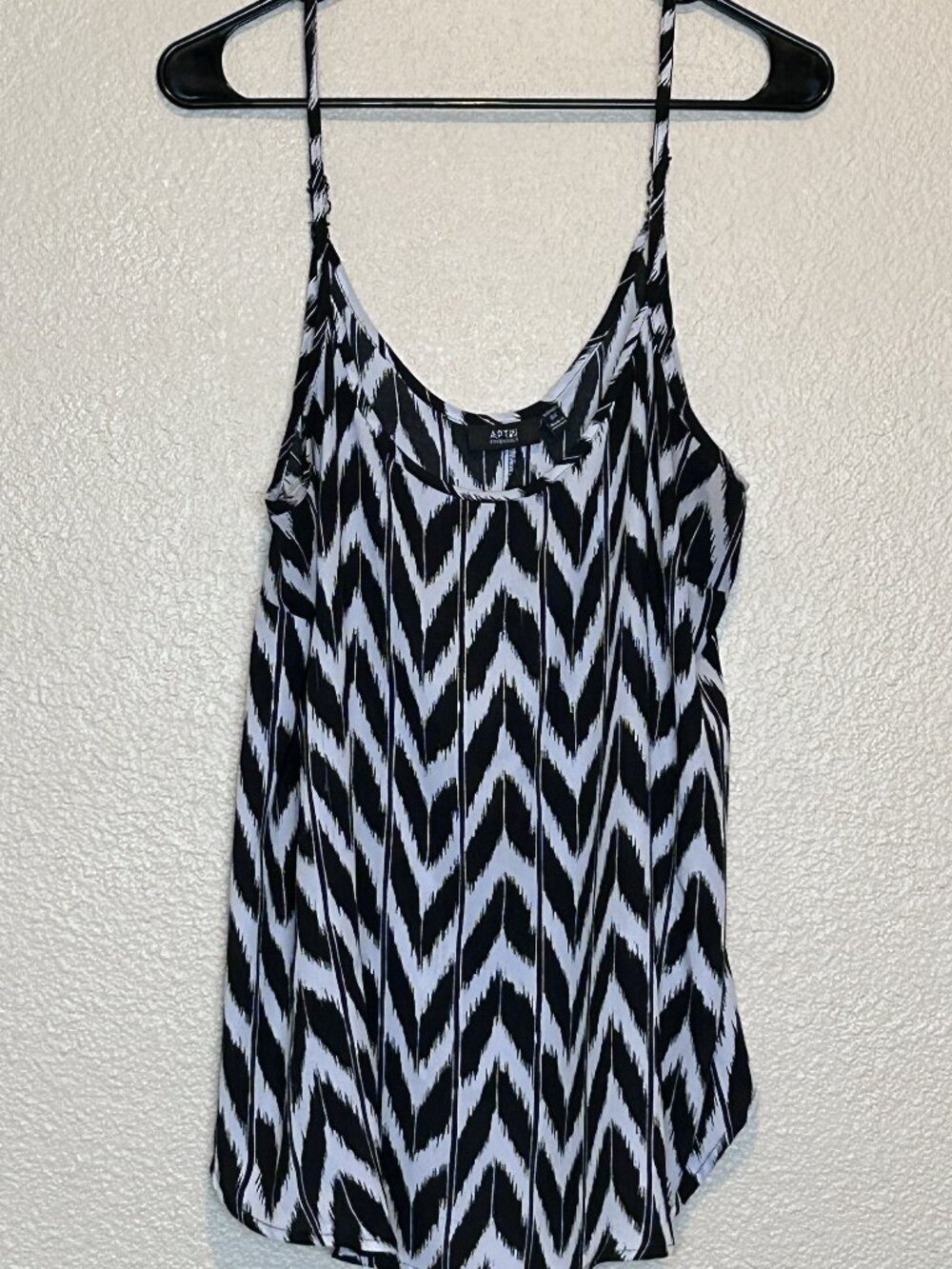 Apt. 9 lightweight silky black and white chevron blouse - plus size 01